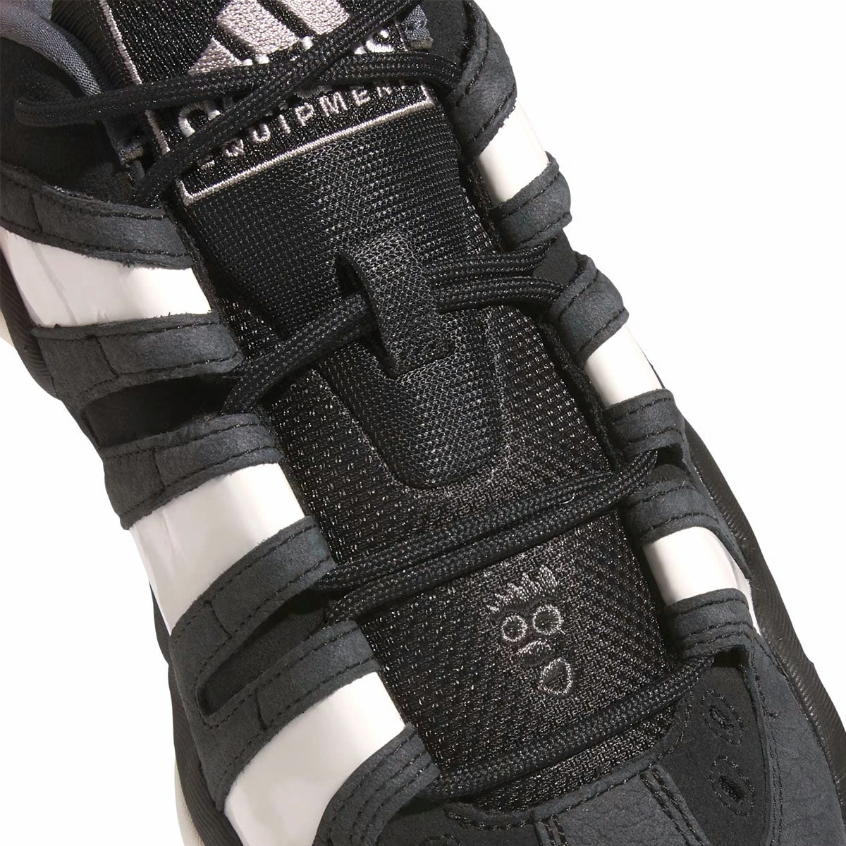 Crazy 8 Low 'Black White'