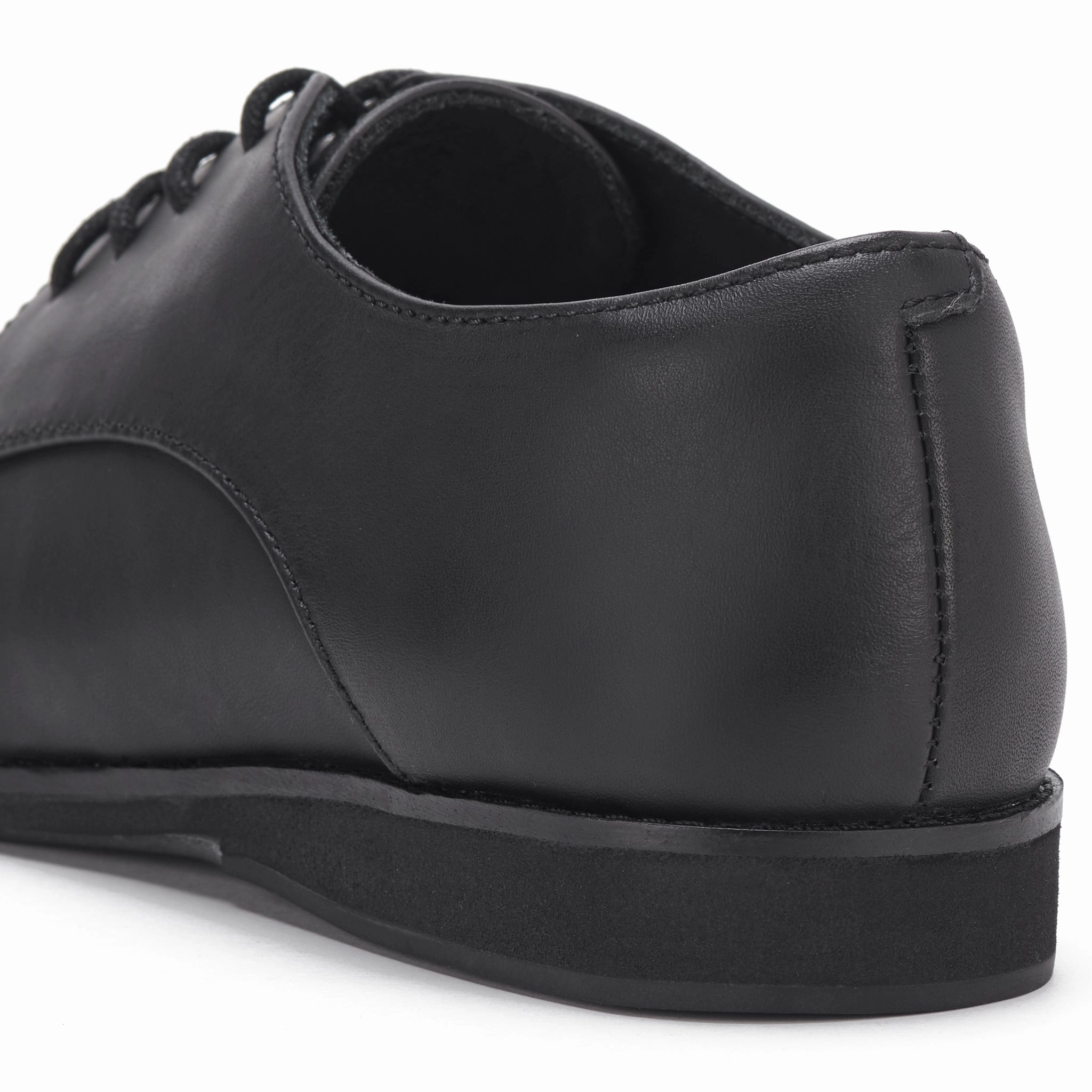 Derby All Black