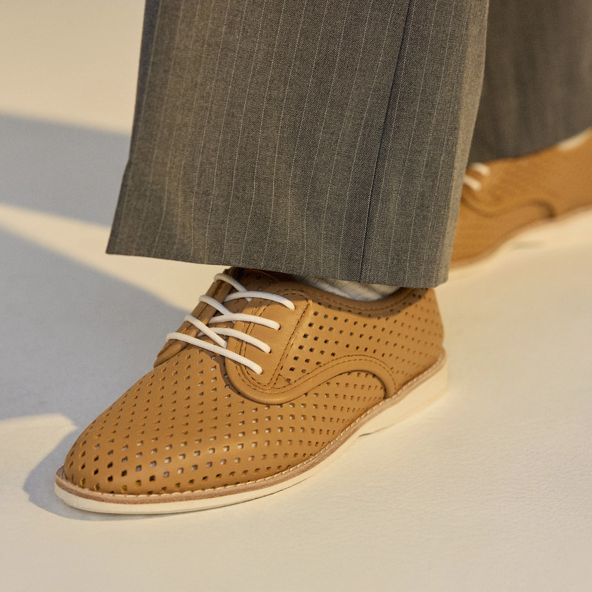 Derby Punch Soft Tan