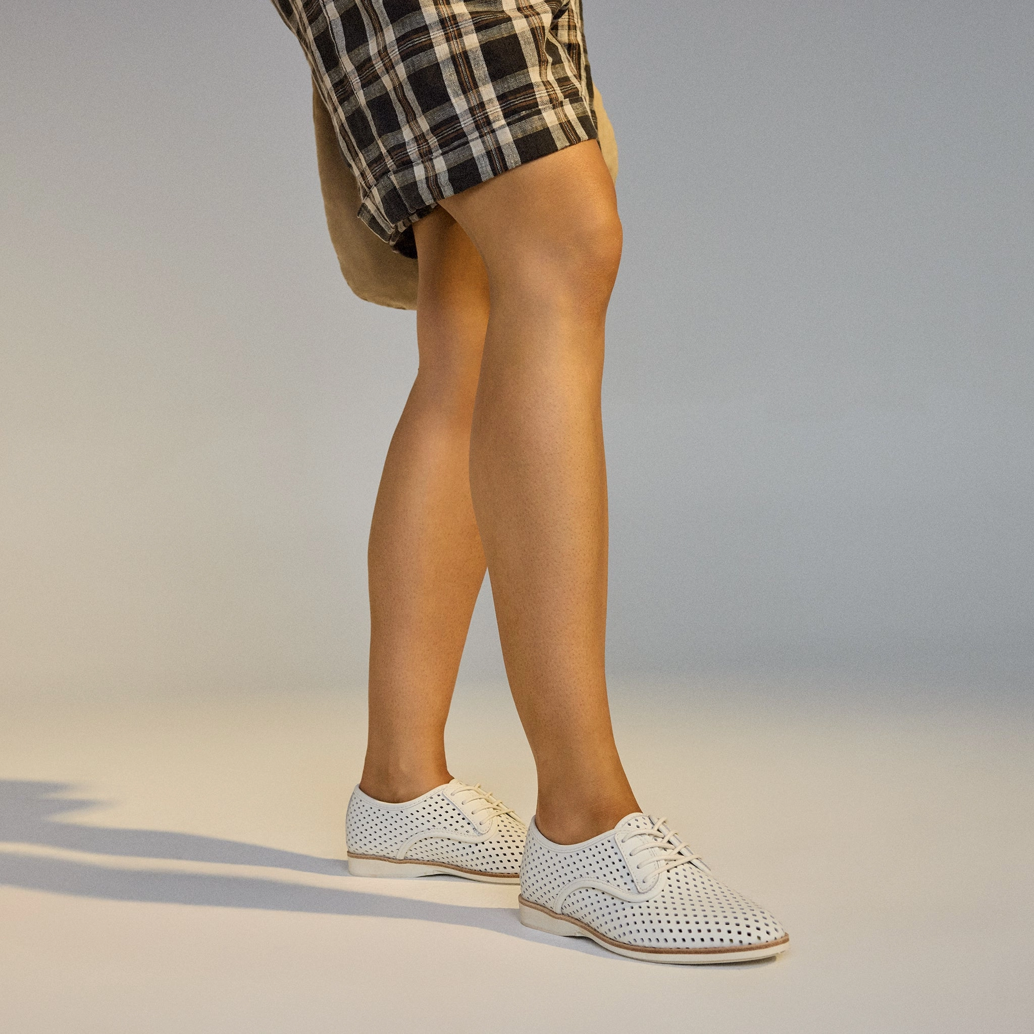Derby Punch White