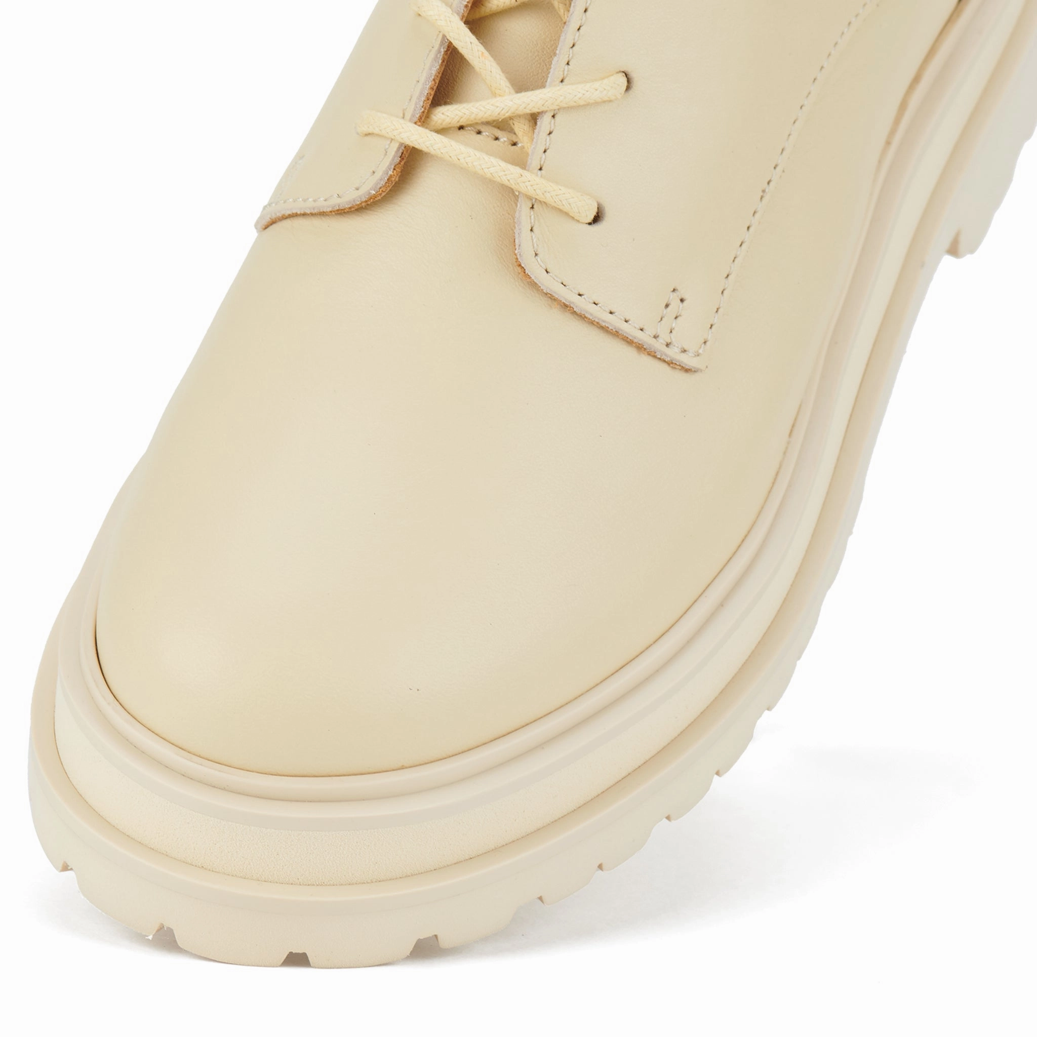 Derby Step All Bone
