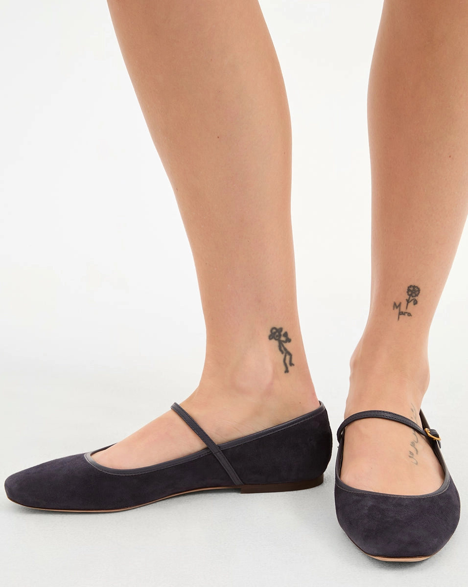 Ellie Suede Flat