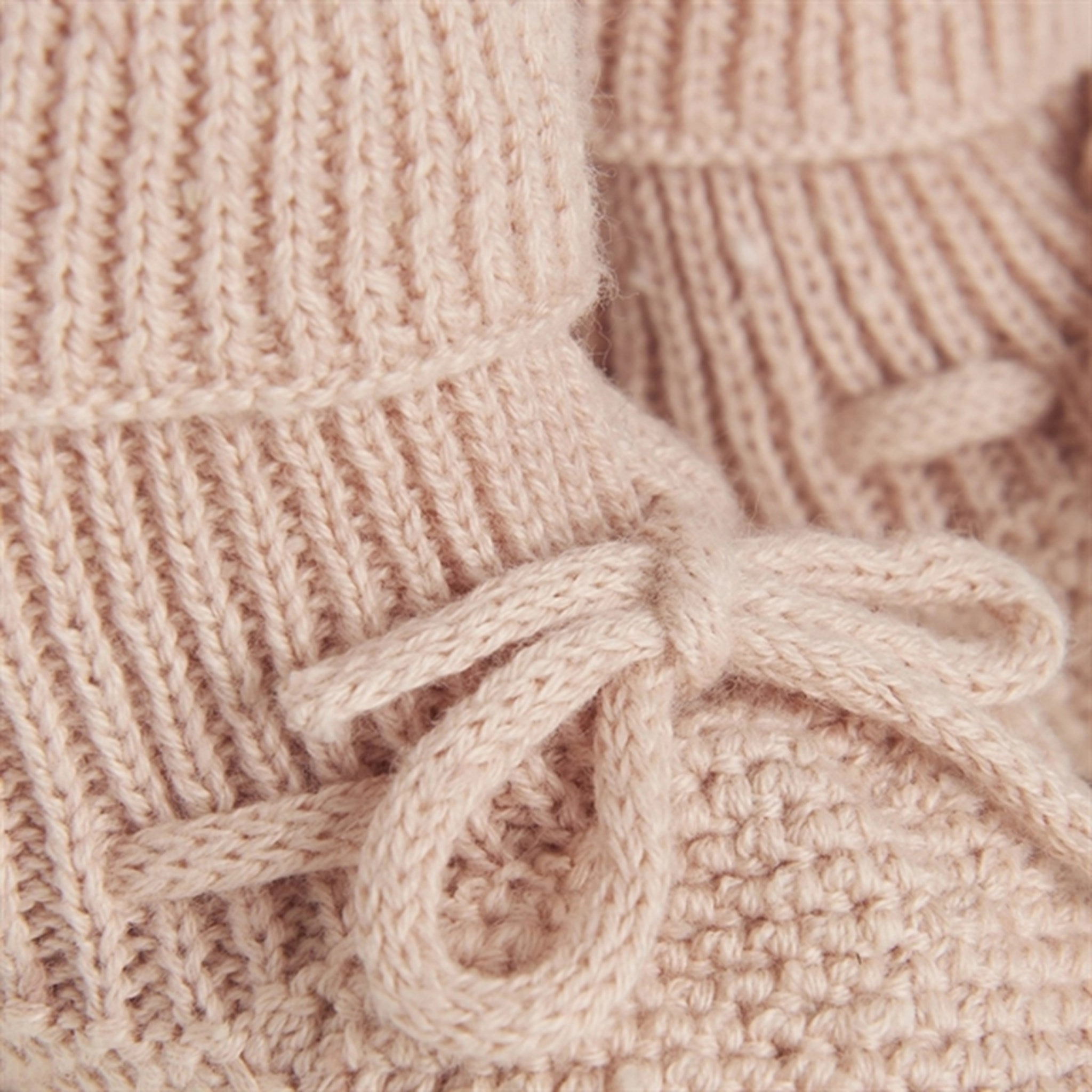 FIXONI Cameo Rose Knit Footies