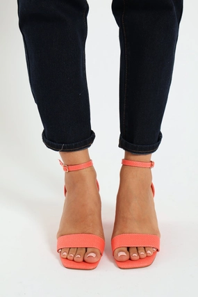 Galia Closed Quarter Jockey Strap Block Heel - Coral