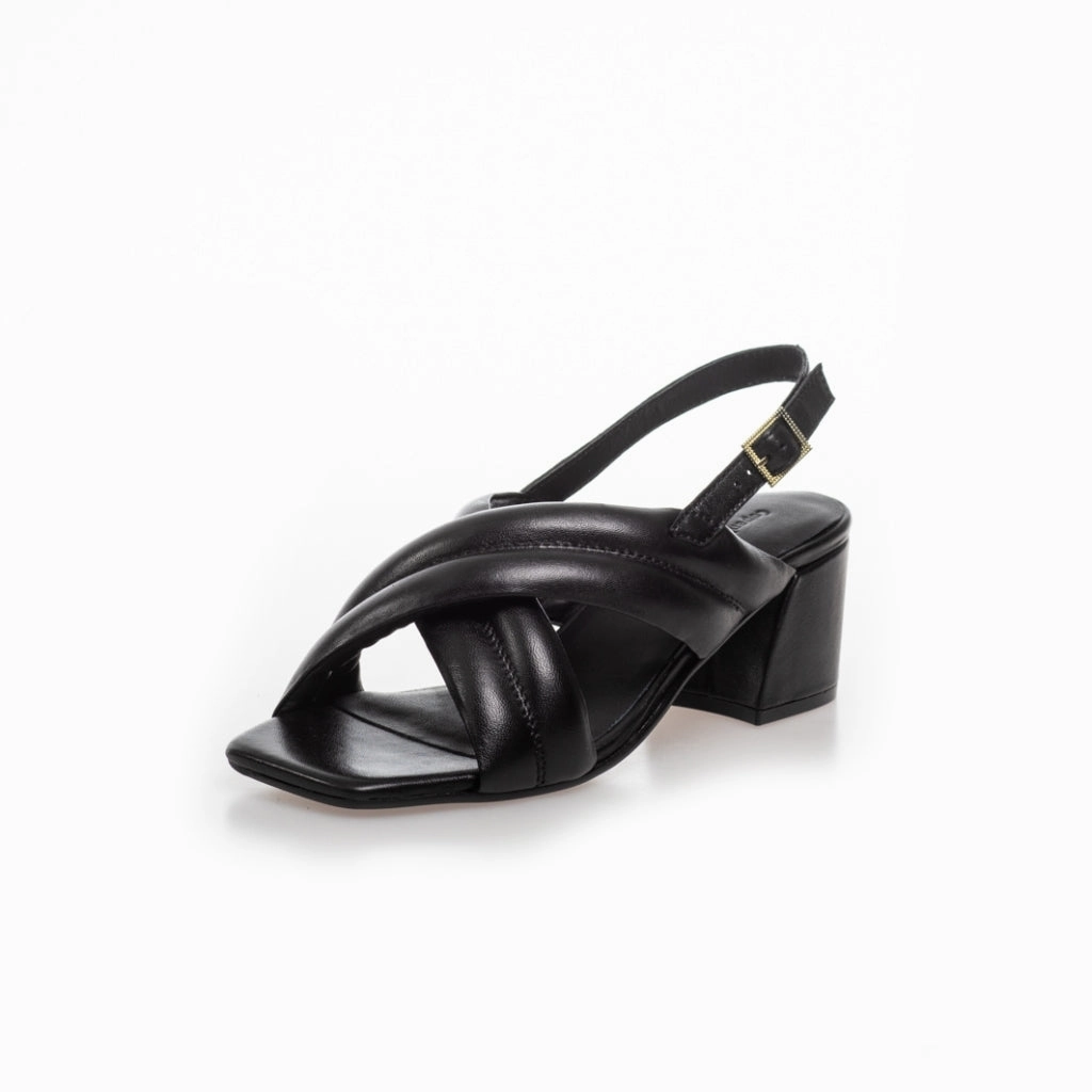 HEELS AND MORE - BLACK