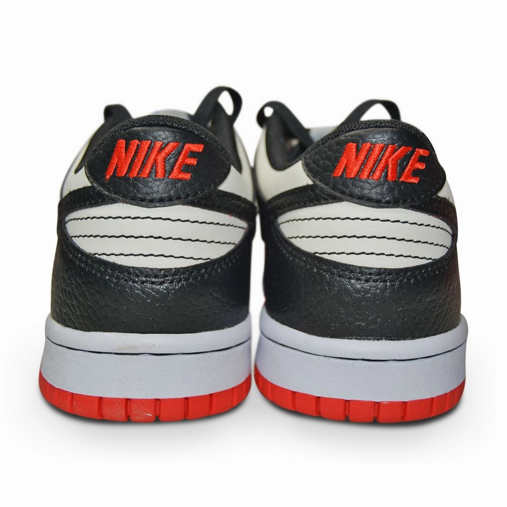 Juniors Nike Dunk Low EMB NBA "75th Anniversary" (GS) Chicago