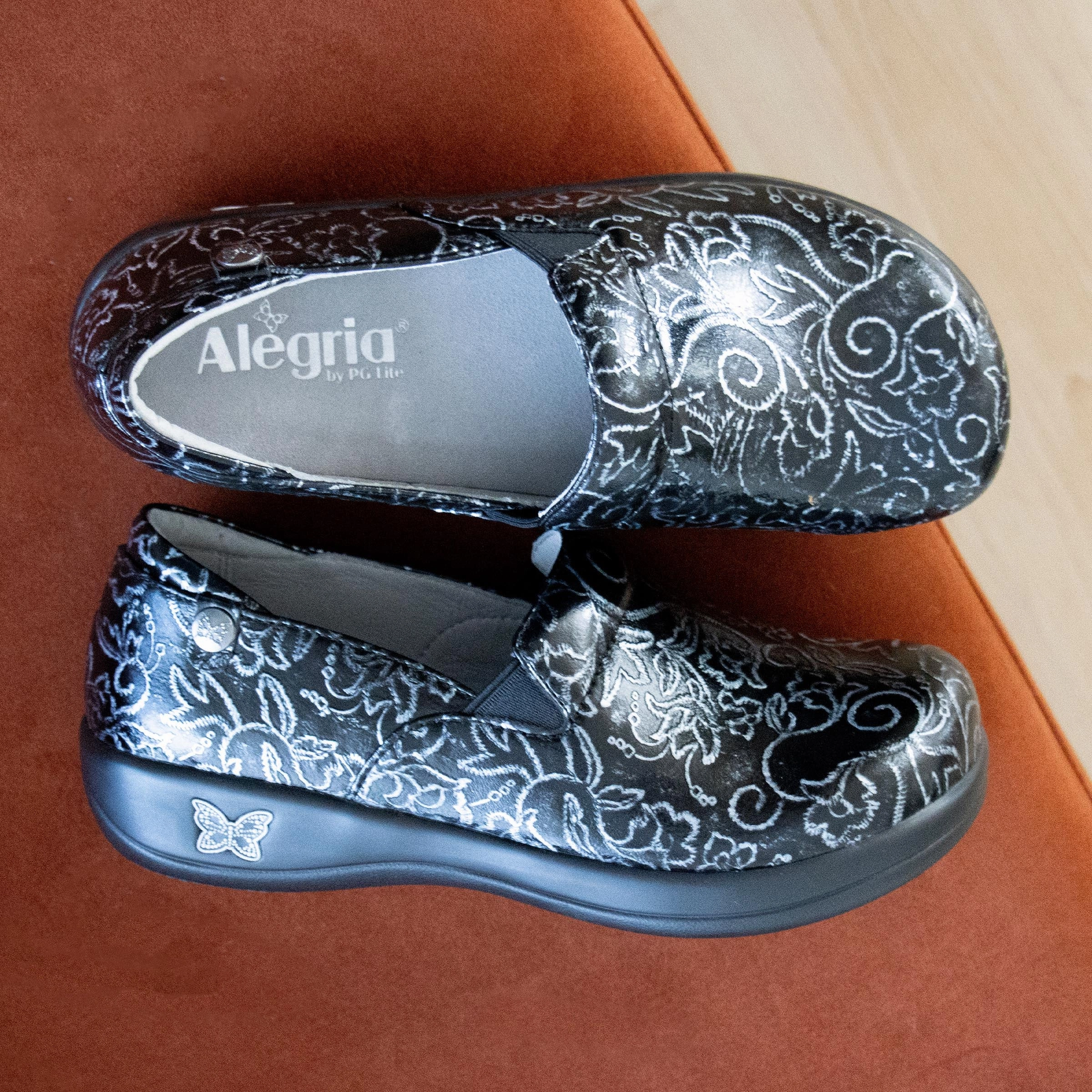 Keli Embroider Me Pewter Shoe