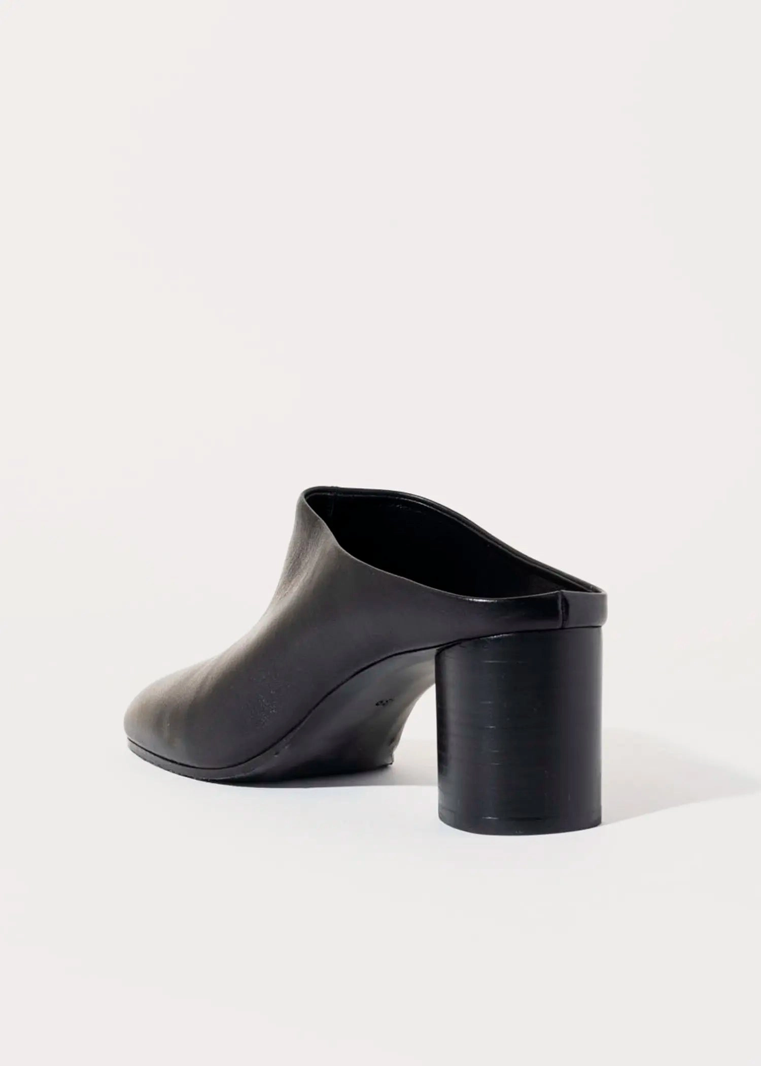 Leather Tabi Mule