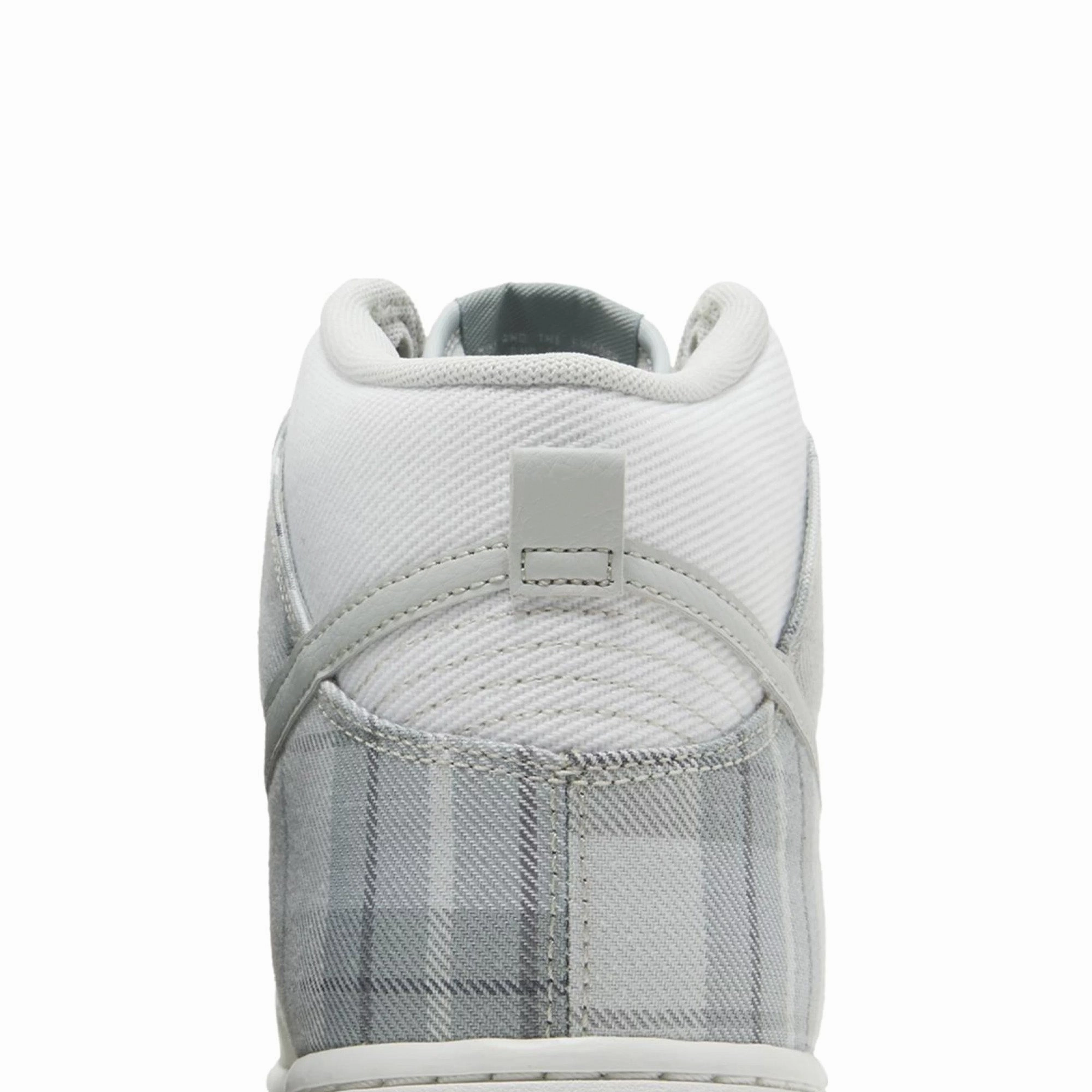 Nike Dunk High SE 'Tartan Plaid White Light Green' (2023)