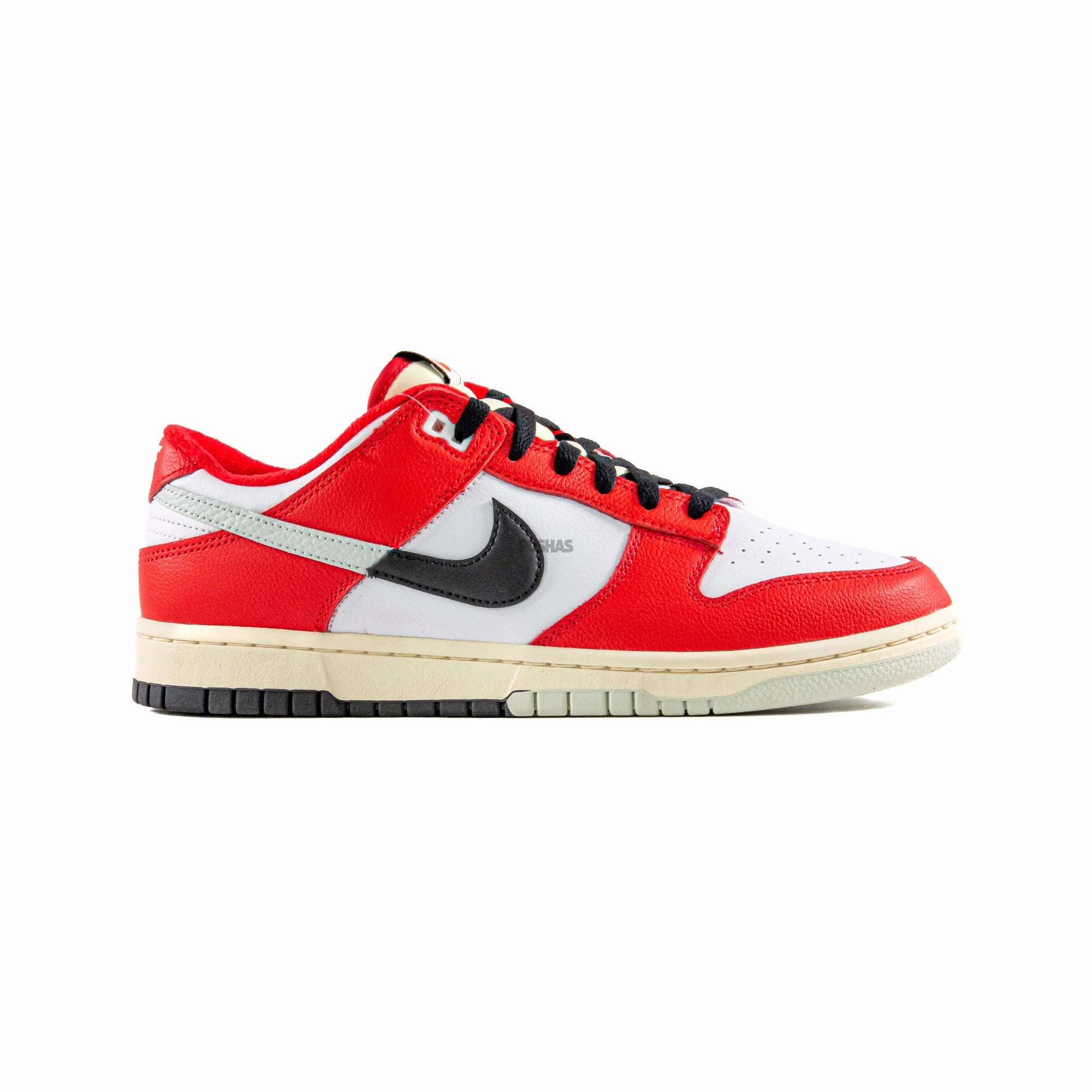 Nike Dunk Low 'Reverse Chicago Split' (2023)