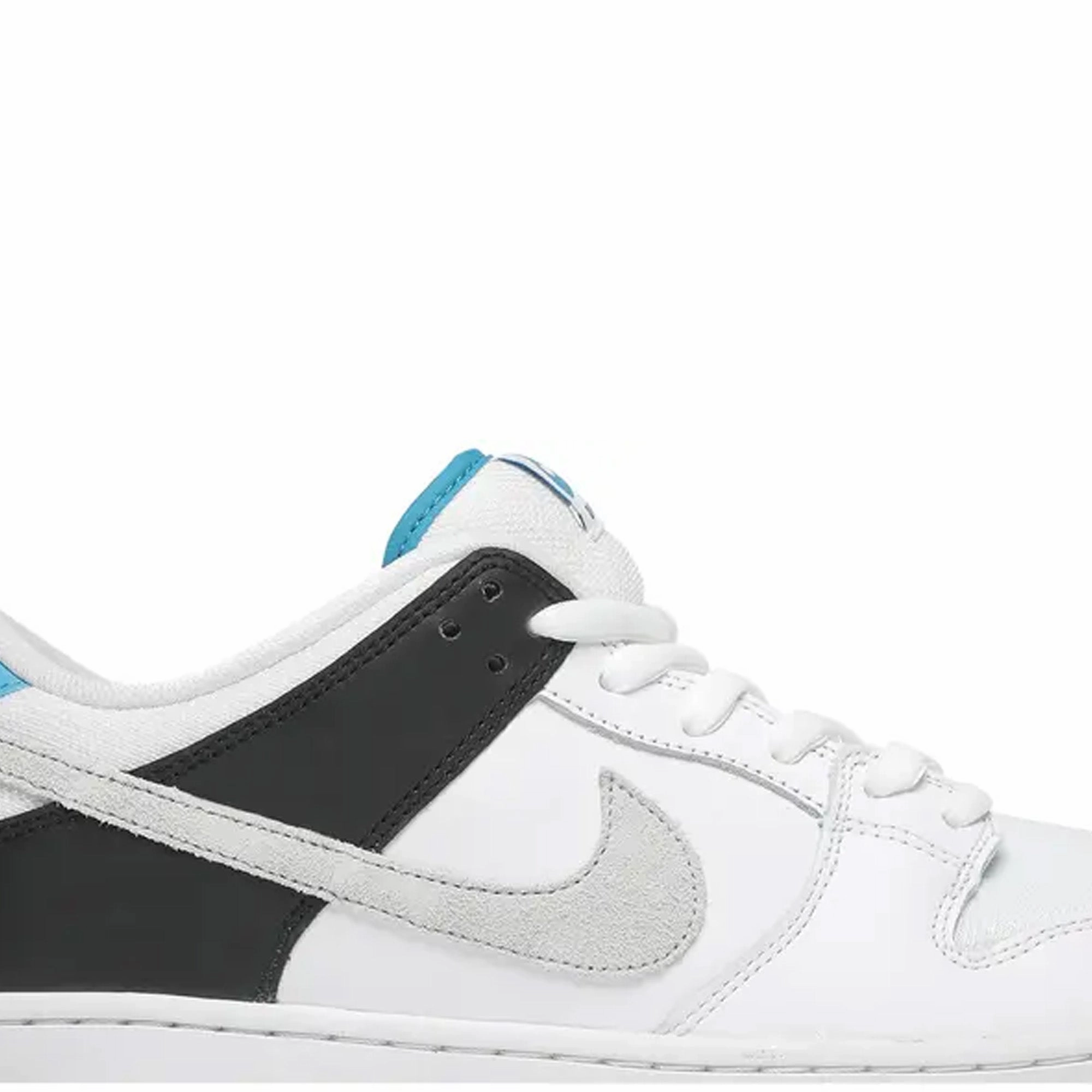 Nike SB Dunk Low 'Laser Blue'