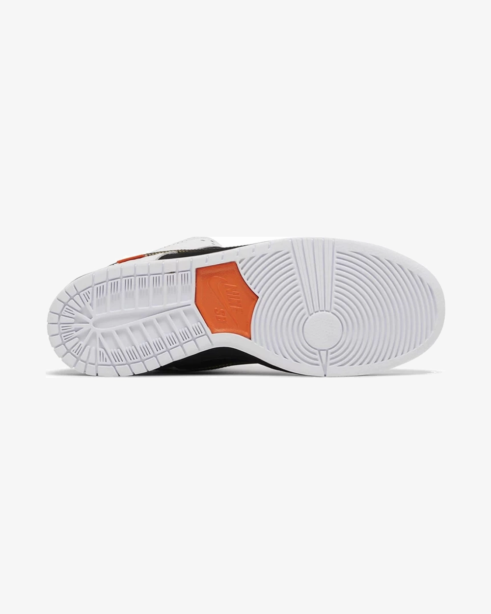 NIKE SB DUNK LOW TIGHTBOOTH