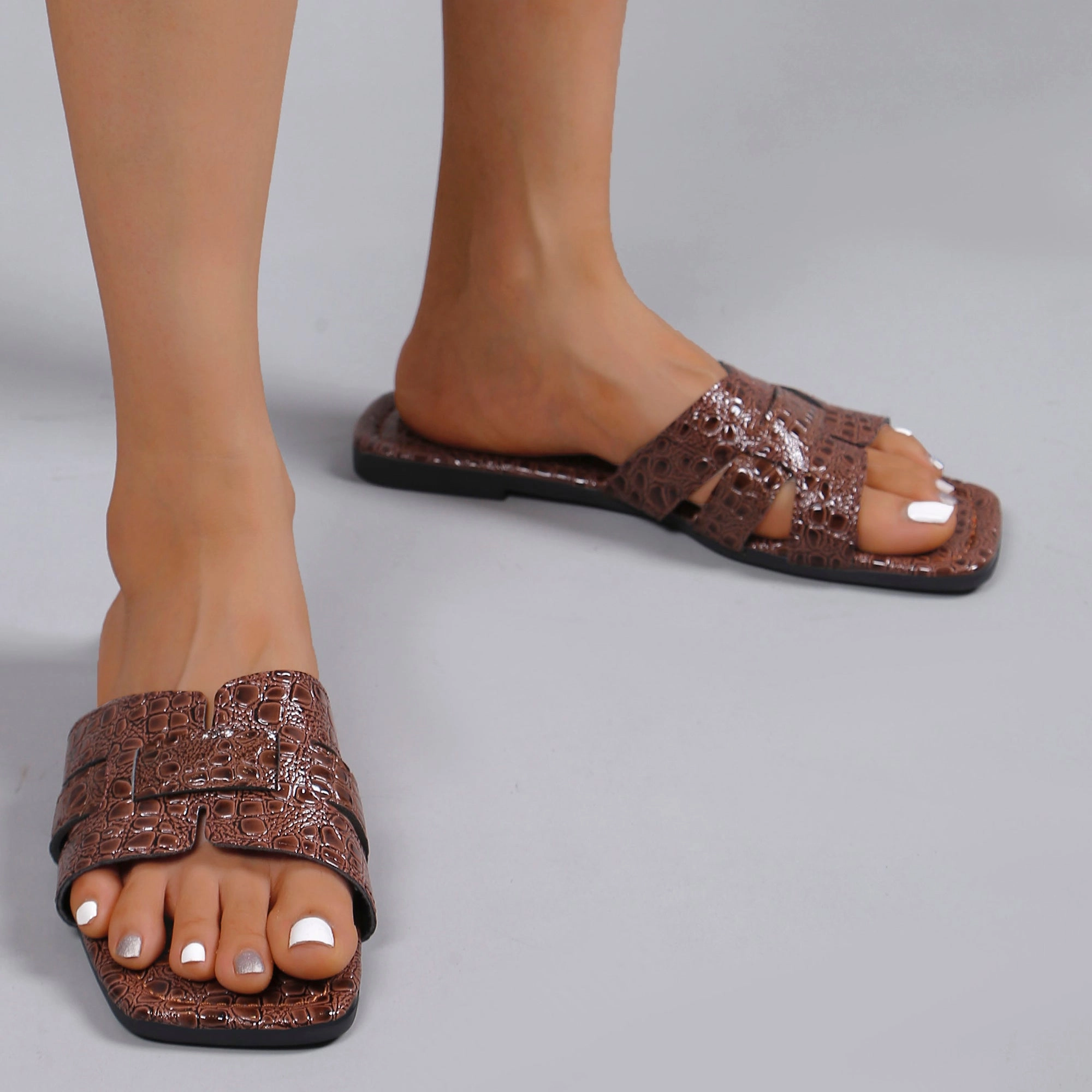 Paloma | Dark Chocolate Croc