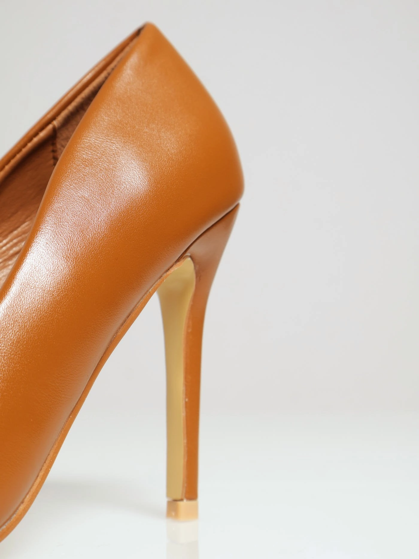 Patent Pointy Fashion Court Heel - Tan