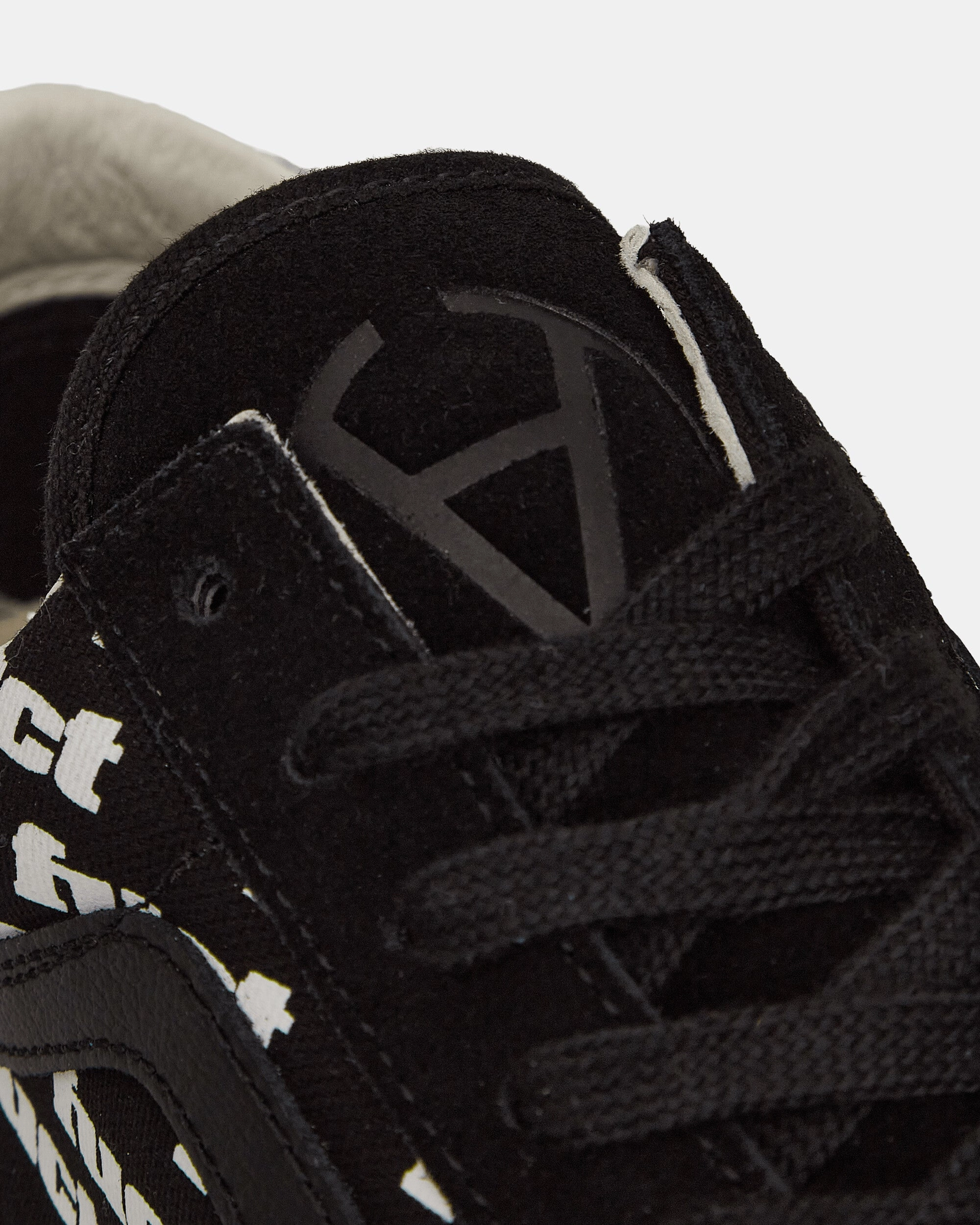 Slam Jam by FUCT LX Old Skool Reissue 36 Sneakers Black / Marshmallow