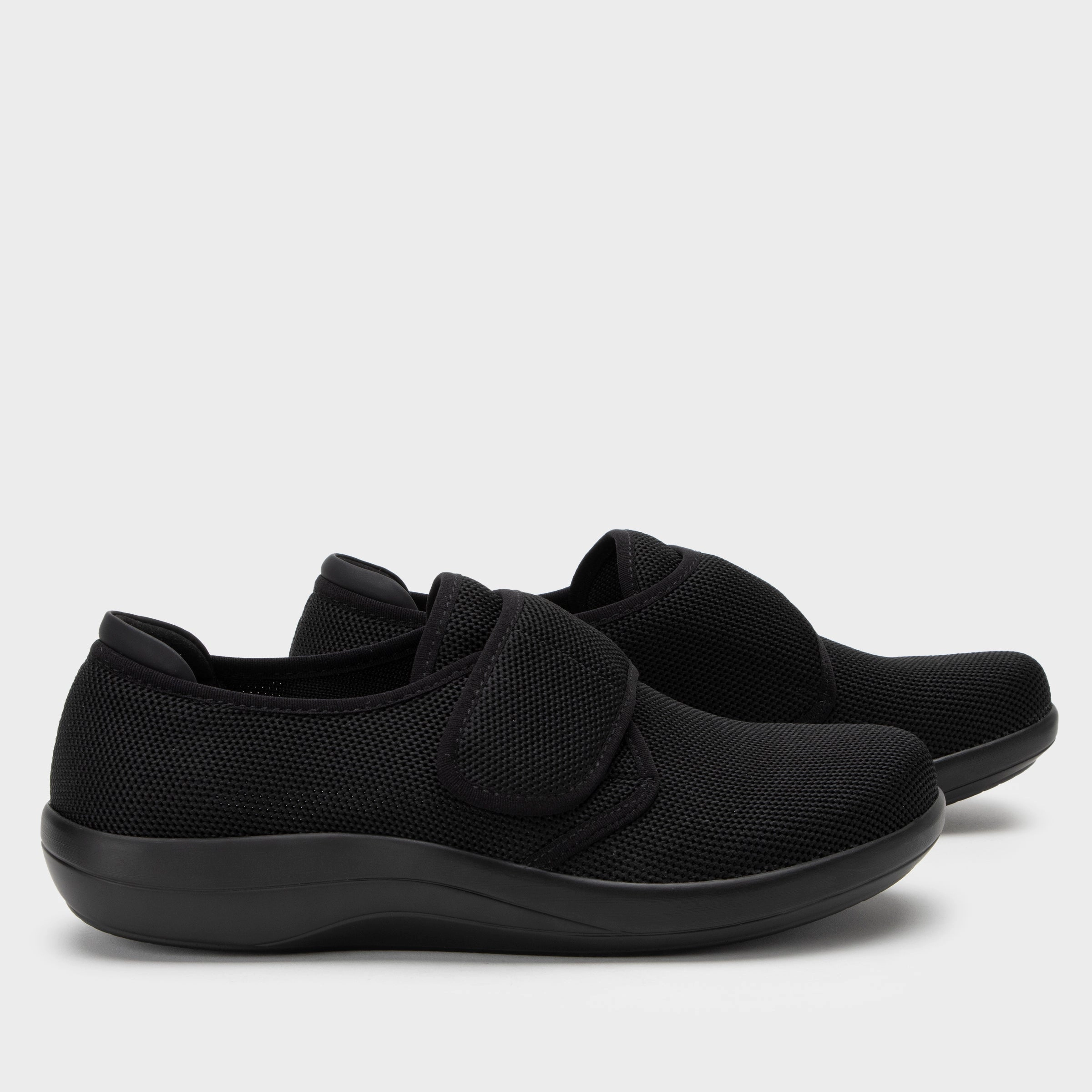 Spright Black Shoe