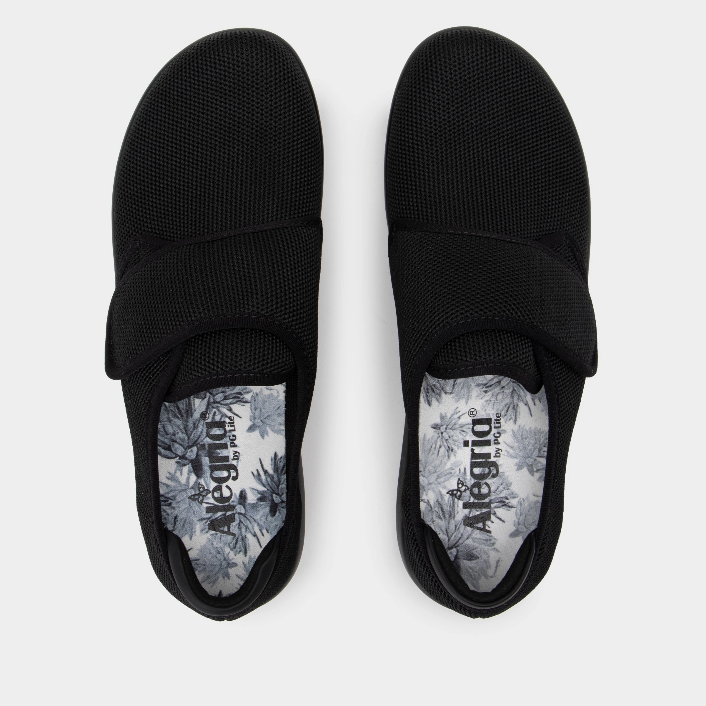 Spright Black Shoe