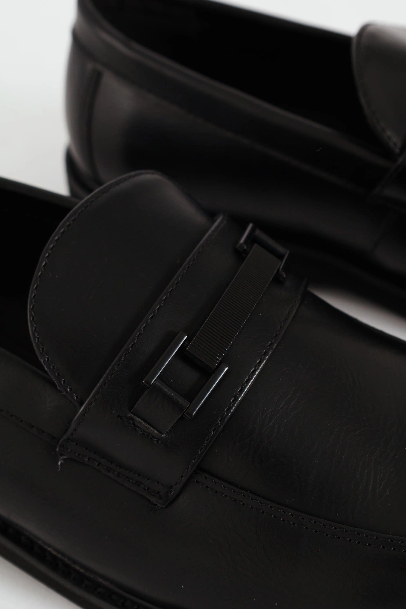 Trim Detail Formal Slip On Loafer  - Black