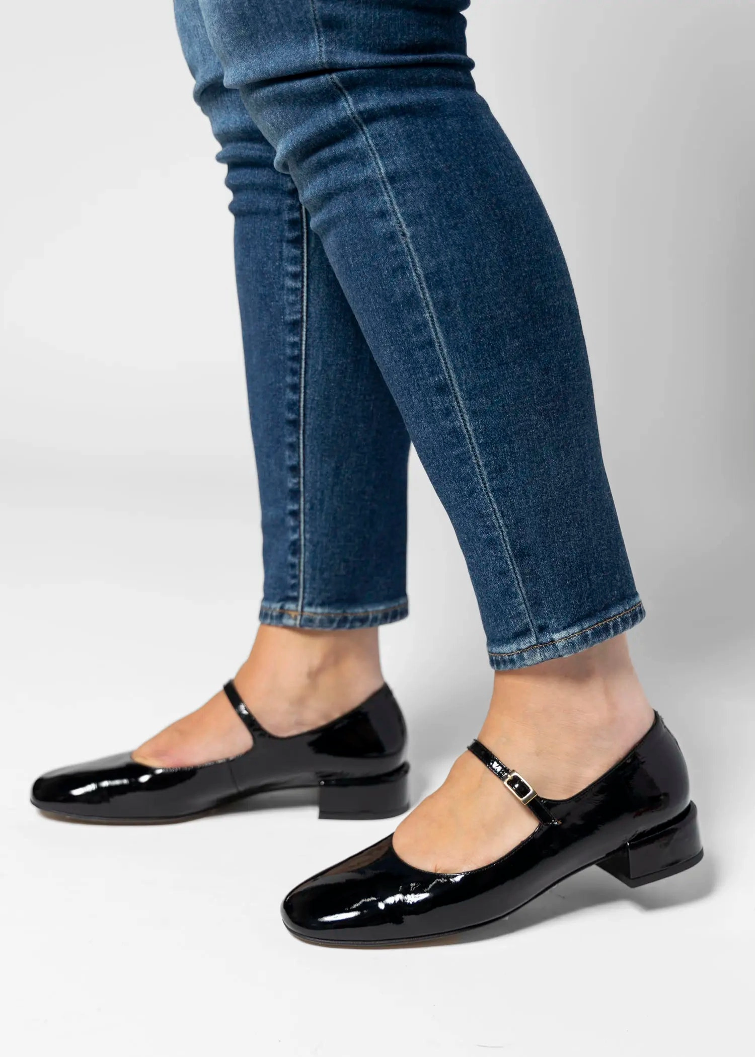 Yamea Mary Jane Pump