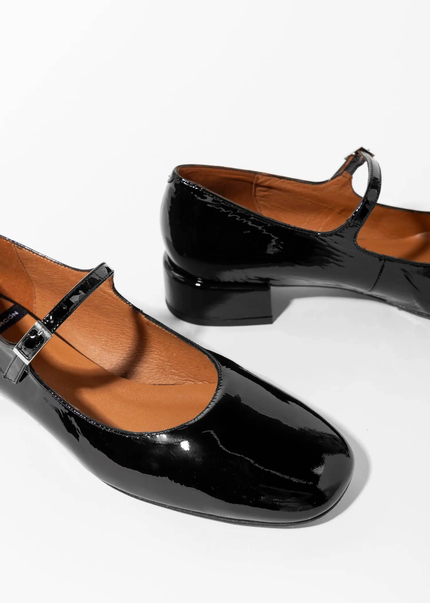 Yamea Mary Jane Pump