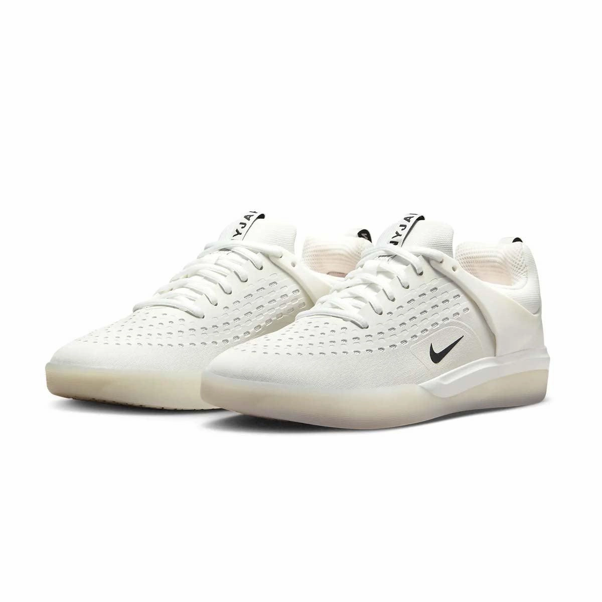 Zoom Nyjah 3 'Summit White'