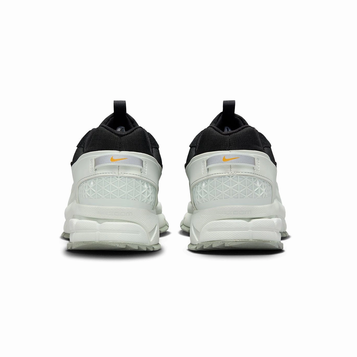 Zoom Vomero Roam 'Black Light Silver'